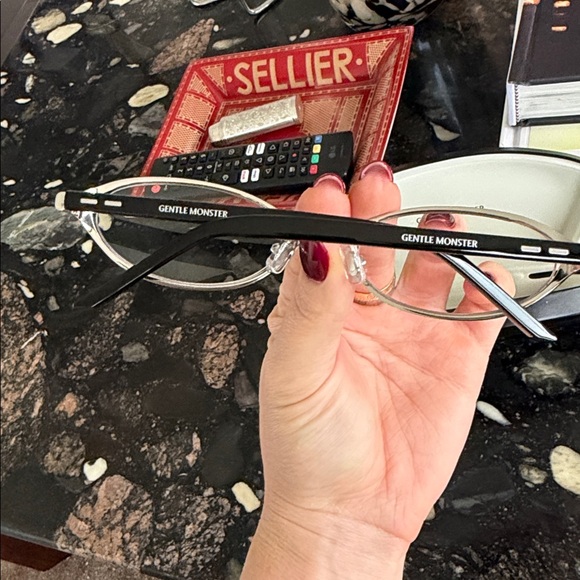 Gentle Monster Silver Moody 02 Glasses - Picture 3 of 6